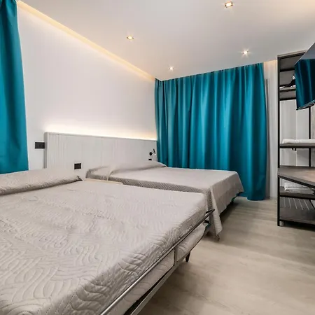 Cala Vela Tower Aparthotel Riccione